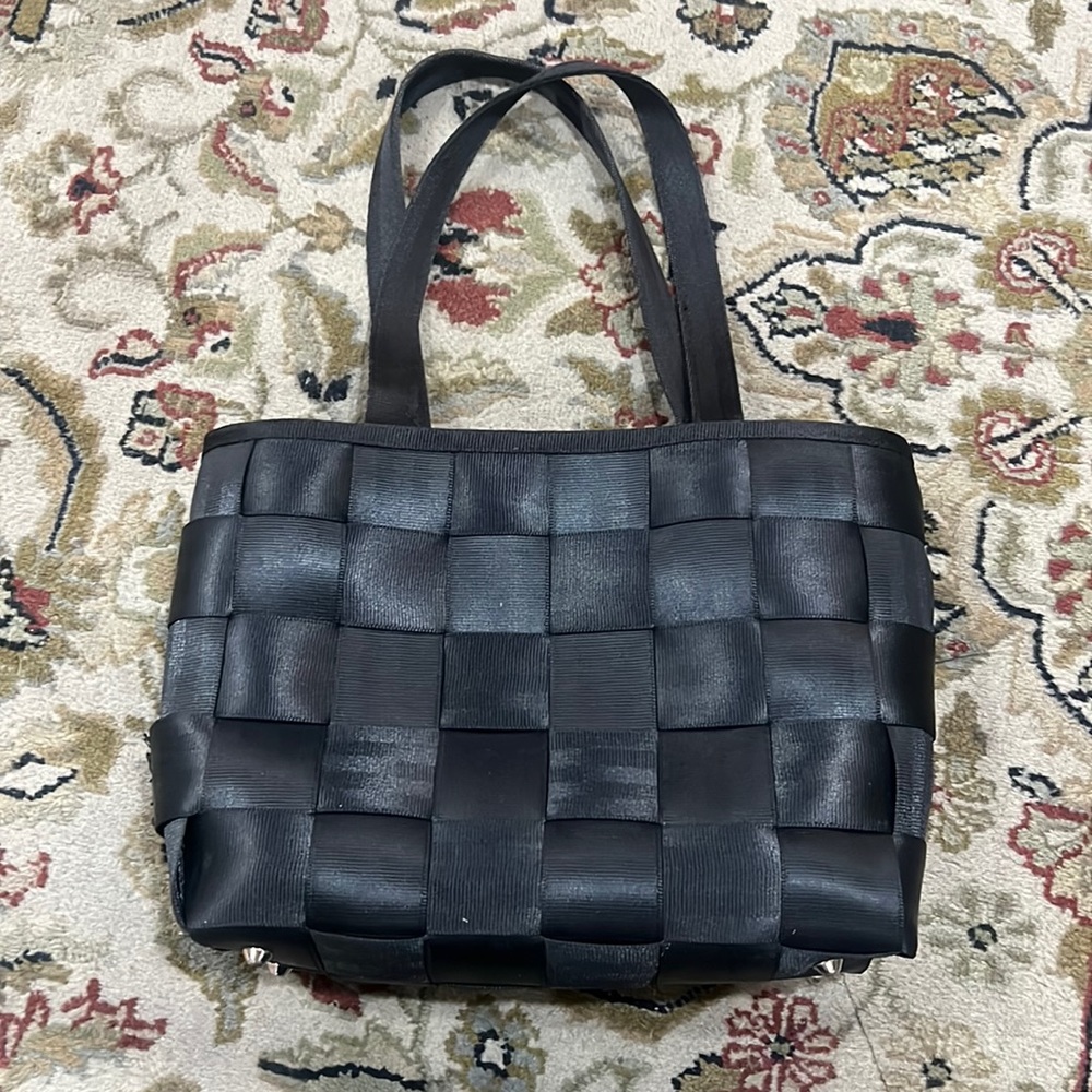 Harvey’s Seatbelt Purse/Tote